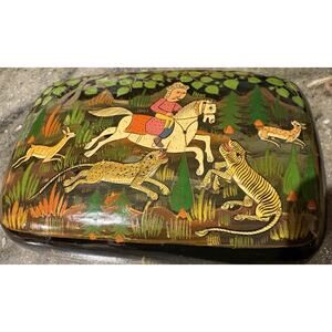 Vintage Russian Laquer Box Hunting Scene Animals Deer Lion Antelope 4.5" x 3.5"